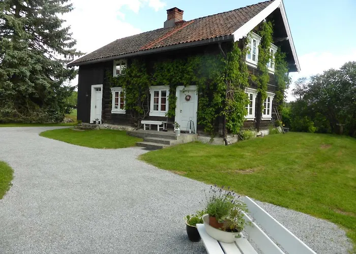 Semesterbostad Bjorke Ostre *